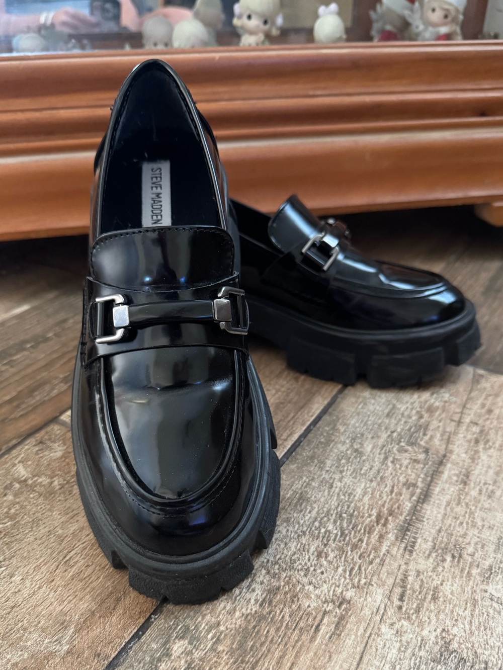 Steve Madden Black Patent Chunky Lug Sole Loafers Size 8.5